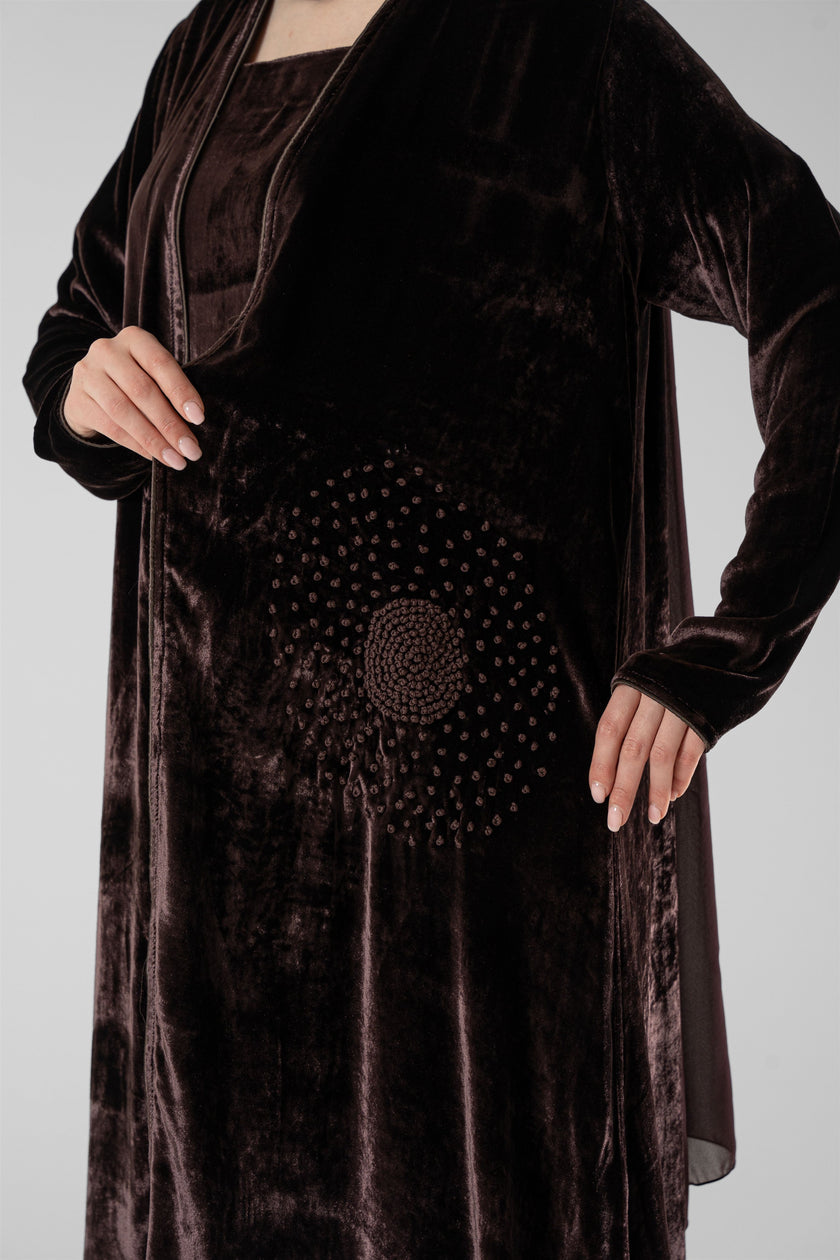 No.129 Velvet Embroidered Brown